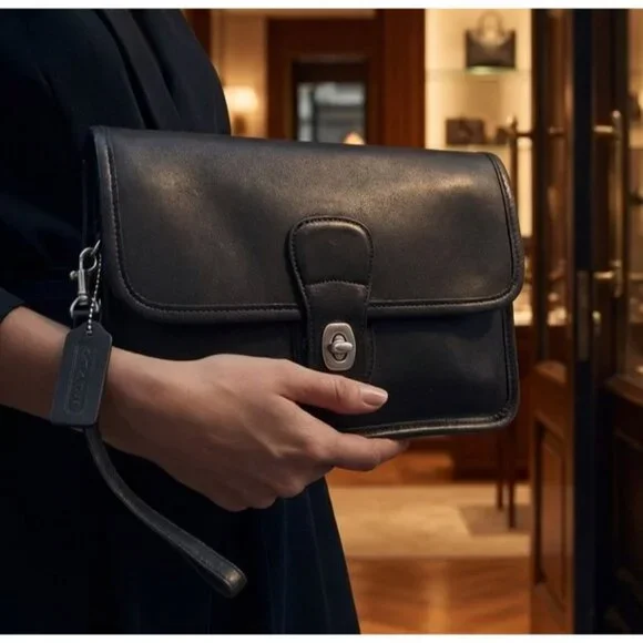 Vtg Coach 9832 Black Leather Turnlock Clutch Handbag Brushed Nickel Hardware - Picture 2 of 11